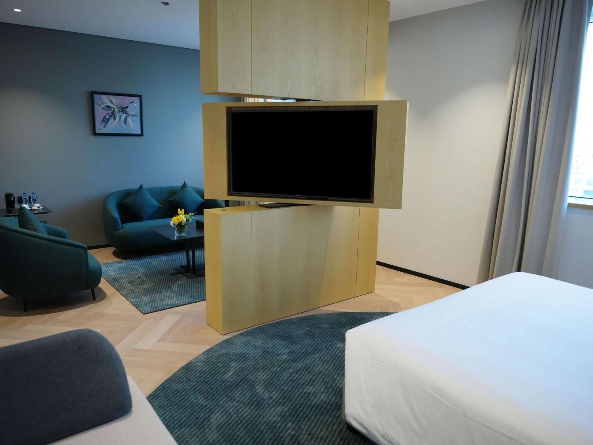 Novotel Riyadh Al Anoud Экстерьер фото