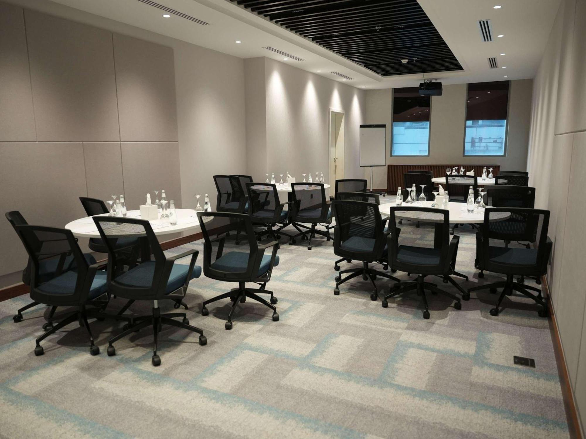 Novotel Riyadh Al Anoud Экстерьер фото