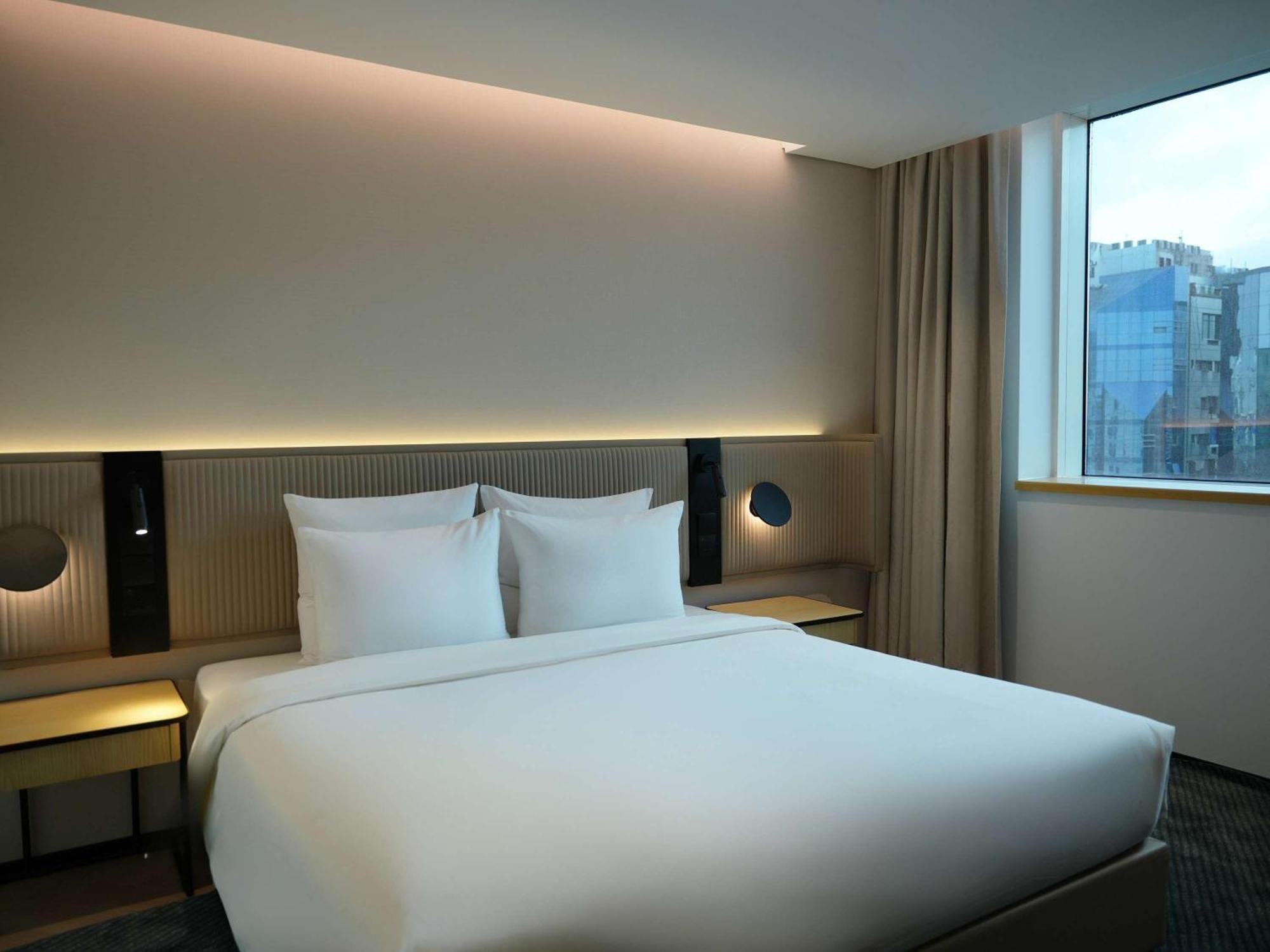 Novotel Riyadh Al Anoud Экстерьер фото